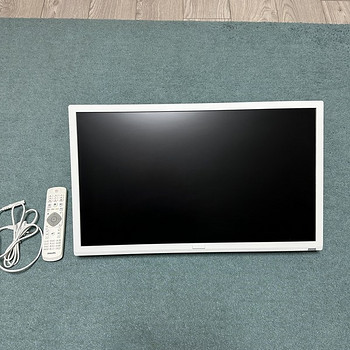 TV PHILIPS 24