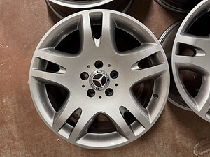 17" оригинальные диски Mercedes-Benz 5x112 (как новые) (4 фото из 9)
