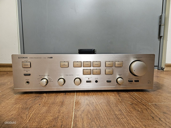 Luxman C-383 Stereo Pre Amplifier