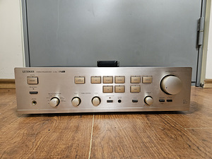 Luxman C-383 Stereo Pre Amplifier (1 foto / 3)