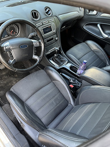 П: Ford Mondeo (3 фото из 4)