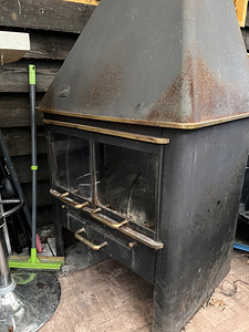 Kamin (1 foto / 3)