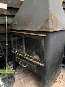 Kamin (3 foto / 3)