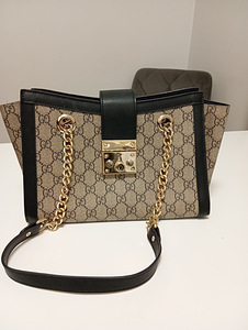 Gucci (2 foto / 9)