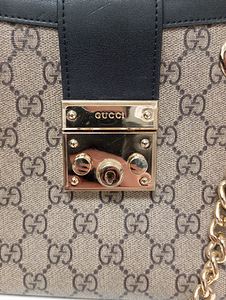 Gucci (4 foto / 9)