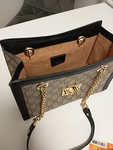 Gucci (3 foto / 9)