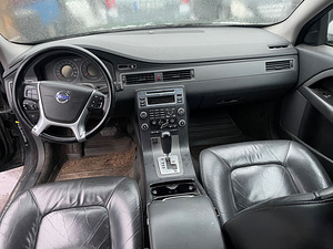 VOLVO V70 2,5 БЕНЗ/ГАЗ 170 КВТ, ЗАПЧАСТИ (8 фото из 10)