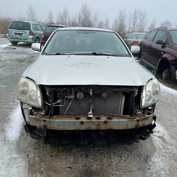 TOYOTA AVENSIS 2,0 D4D VARUOSAD