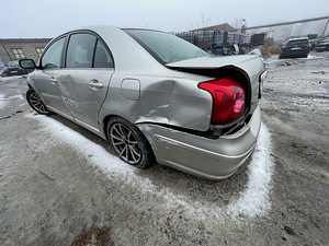 TOYOTA AVENSIS 2,0 D4D VARUOSAD (4 foto / 10)