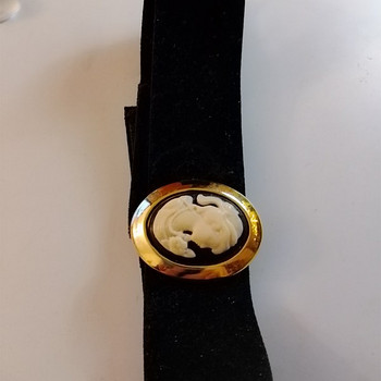 Vintage kaulakoru camee Amuletti musta kangas