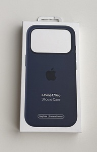 Apple iPhone 17 Pro Silicone Case with Magsafe , Midnight (1 foto / 2)