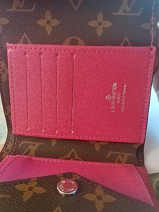 Louis Vuitton nahka lompakko omassa laatikossa (6 valokuva sivusta 8)