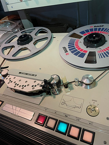 Studer, Revox (1 фото из 2)