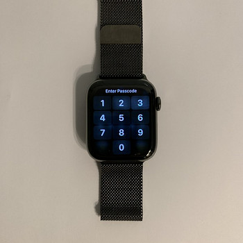 Apple Watch Series 6 (GPS + Cellular) 44mm Case - Stainless