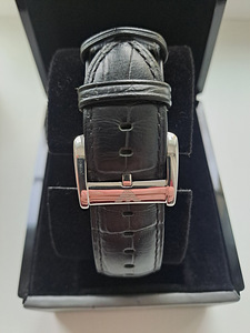 Emporio Armani (3 фото из 4)