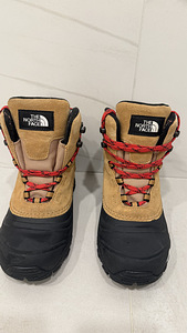 Зимние сапоги TheNorthFace (1 фото из 3)