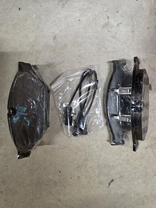 Esi piduriklotsid Audi jaoks (3 foto / 3)