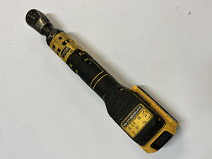 Аккумуляторный ключ с трещоткой Dewalt DCF512N + 5ah (4 фото из 8)