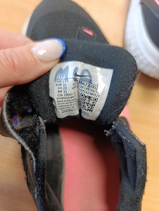 Кроссовки Nike 32 (3 фото из 3)