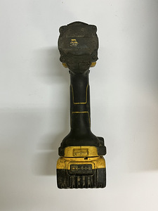 Аккумуляторный гайковерт DEWALT DCF922NT + 5ah (5 фото из 5)