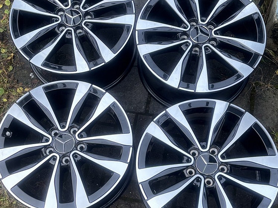 MERCEDES BENZ 17" ORIGINAAL VALUVELJED