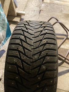 Продаются диски style 66 с шипованными шинами (2 фото из 5)