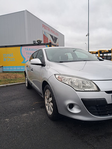 Renault Megan 3, 2011. aasta (2 foto / 10)