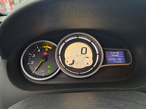 Renault Megan 3, 2011. aasta (7 foto / 10)