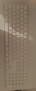 Apple Magic Keyboard с цифровой клавиатурой (A1843) (2 фото из 2)