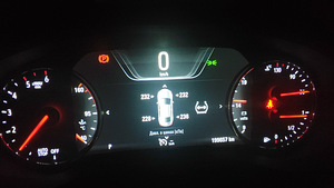 Opel Insignia Grand Sport 2018 (11 фото из 13)