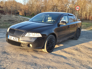 Škoda Octavia VRS (1 фото из 6)