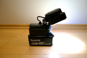 НОВЫЙ светодиодный прожектор (для аккумулятора Makita 18V) (10 фото из 10)