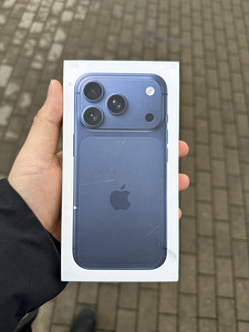 Apple iPhone 17 Pro, 1 ТБ, Deep Blue (1 фото из 1)