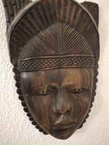 Puidust mask (1 foto / 1)