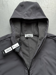 Stone Island SoftShell-R jakk |Meeste jakk |Gore-Tex,replika (6 foto / 10)