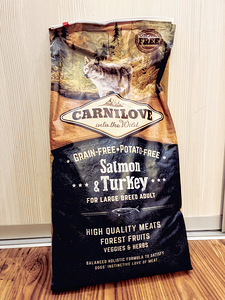 Carnilove Salmon & Turkey for Large Breed Adult (1 foto / 2)