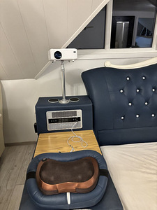 Large bed with many technical features (6 foto / 9)