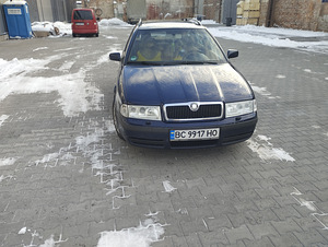 Продам авто (4 фото з 13)