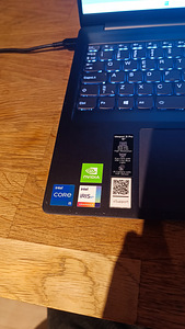 Lenovo IdeaPad 5 Pro 16IHU6 (2 фото из 3)