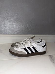 Adidas tossud (1 foto / 1)