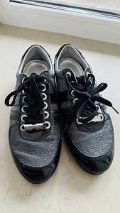Dolce&Gabbbana tossud (1 foto / 3)