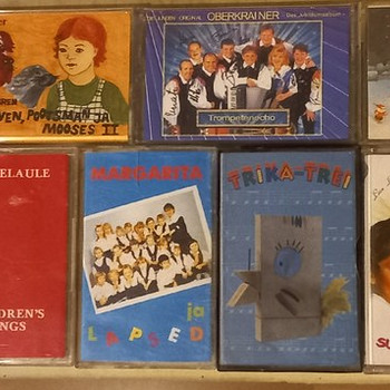 Кассеты, CD, DVD.