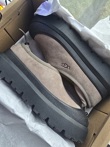 Ugg Tasman Hybrid оригинал (1 фото из 3)