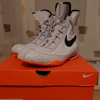 Müüa kerged ja paindlikud poksijalatsid Nike