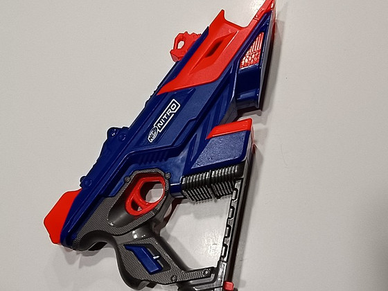 Автомобиль Nerf Nitro