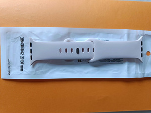 Силиконовый ремешок для Apple Watch (1 фото из 2)
