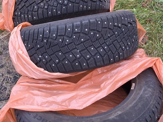 Шины Continental IceContact2 225/60 R18