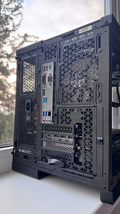 Сборка Corsair | Ryzen 5 5600X | MSI 3070TI Suprim X (6 фото из 10)