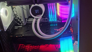 ASUS ROG Strix GeForce GTX 1080 Ti OC 11GB (4 foto / 4)