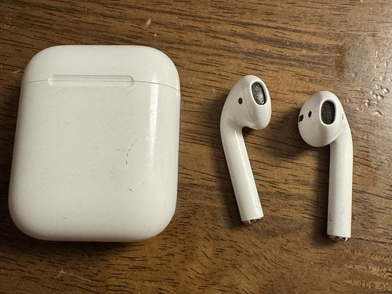 Airpods 2